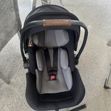 Nuna Arra Next With head rest