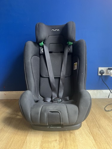 Nuna myti car - seat, with